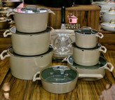 سرویس قابلمه چدن گرانیت ۱۶ پارچه برند sg مدل آدنا رنگ نسکافه ایی