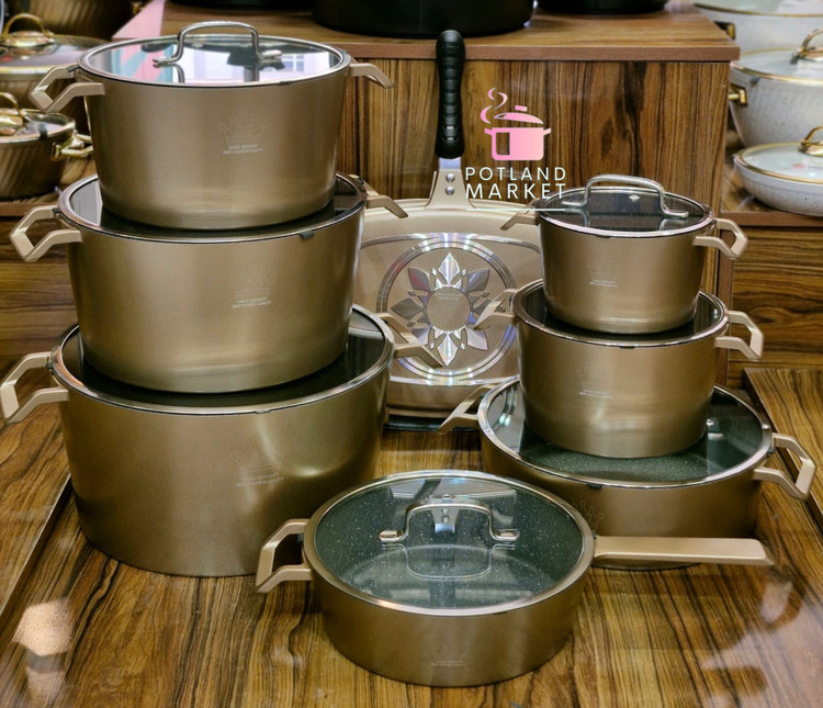 سرویس قابلمه چدن گرانیت ۱۶ پارچه برند sg مدل آدنا رنگ طلایی