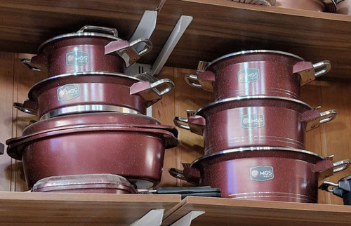 خرید سرویس قابلمه ۲۵ پارچه mgs مدل جرمن B رنگ بادمجونی با ارسال فوری